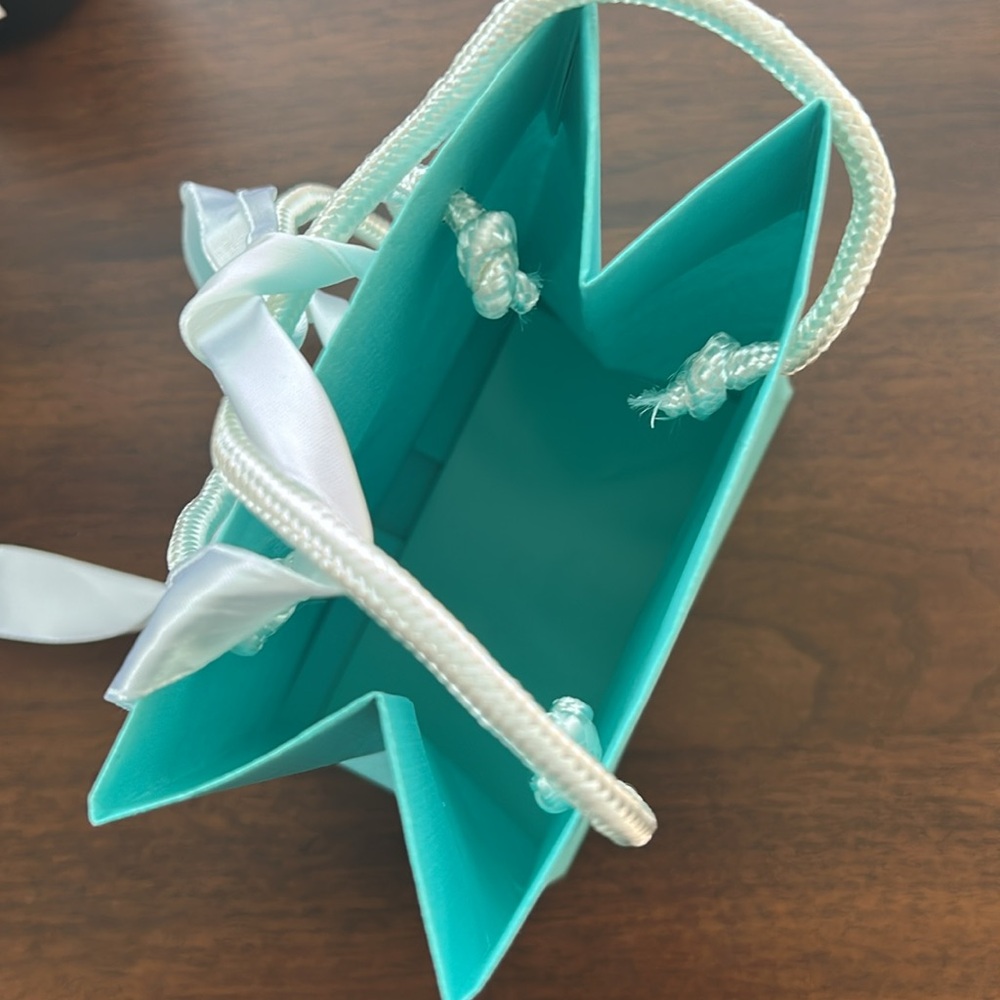 MAKE OFFER! Small Tiffany & Co. Turquoise Bag + Ribbon + enveloppe & blank note - Picture 6 of 7